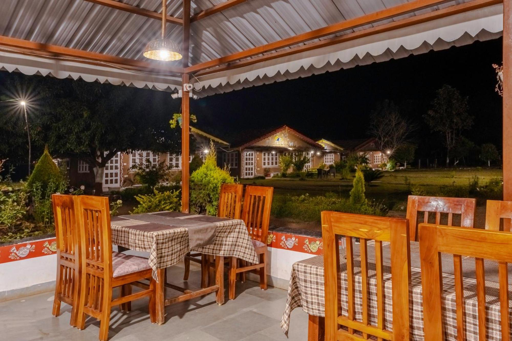 Wow Stayz2 Pachmarhi Foothill Cottages Exterior foto