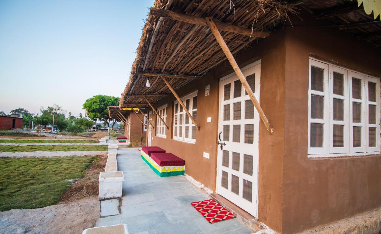 Wow Stayz2 Pachmarhi Foothill Cottages Exterior foto